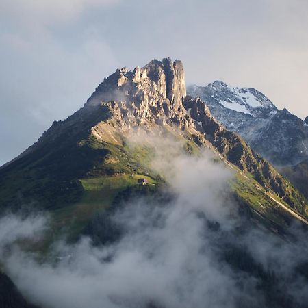 Schottenhof Fulpmes Exteriör bild