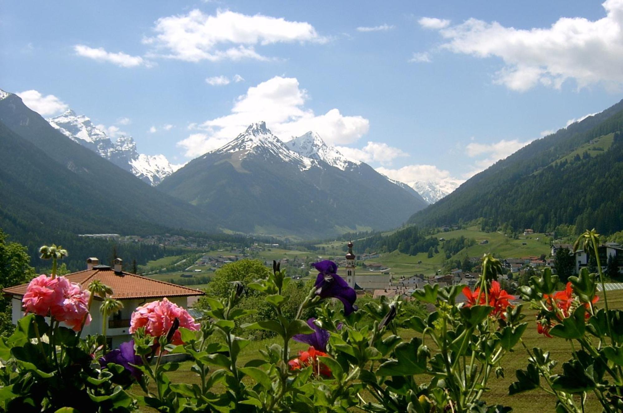 Schottenhof Fulpmes Exteriör bild